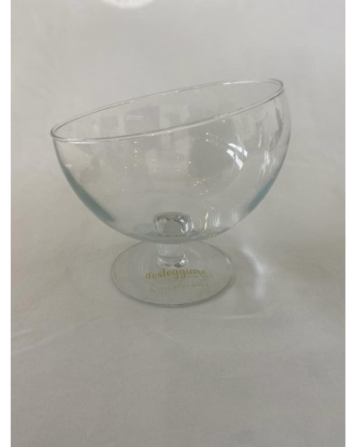 COMPOTEIRA BOCA TORTA (P) LOCAÇÃO COMPOTEIRA BOCA TORTA (P) LOCAÇÃO